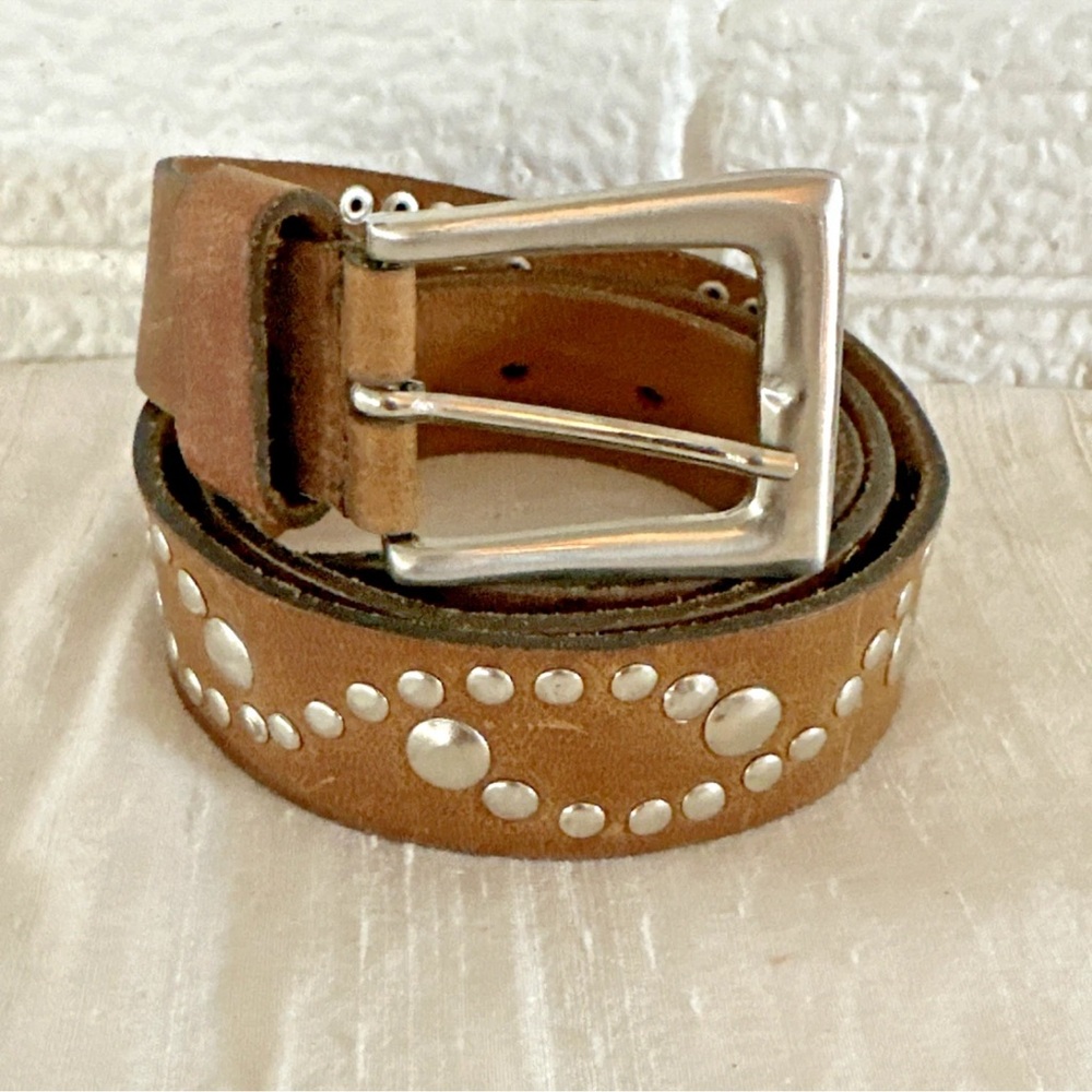 Vintage Women’s  BRASS Buckle Brown studded leather belt Medium Size L